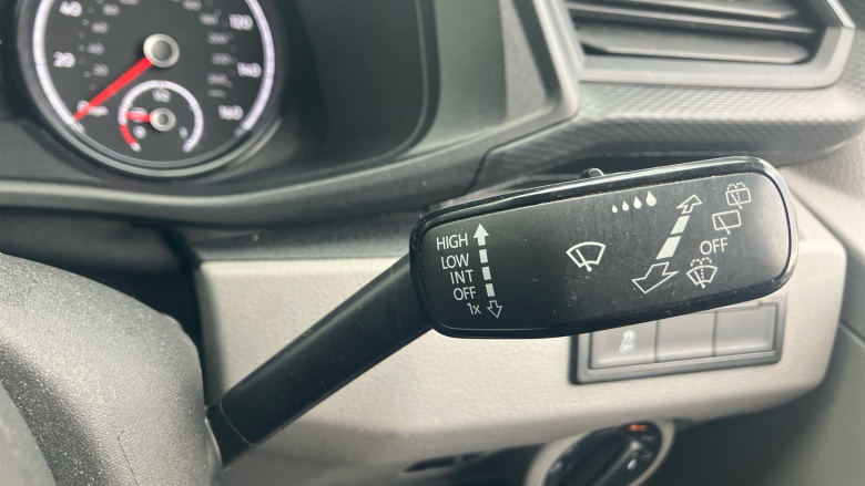 Volkswagen Transporter T32 Swb Diesel 2.0 TDI 110 Highline Kombi Van